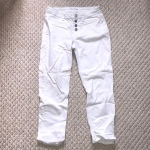 Maurices 3/4 length white denim pant